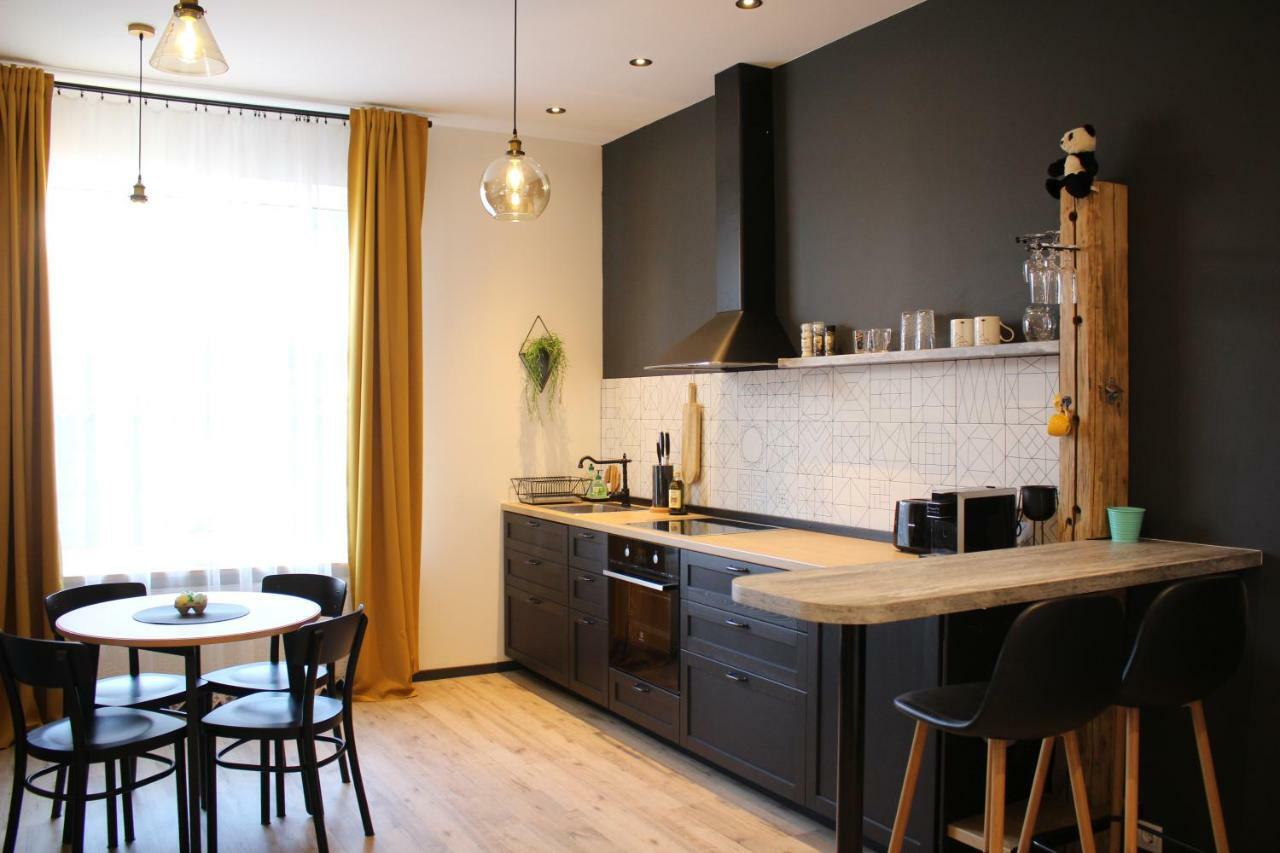 Simple & Elegant Apartment Liepāja Eksteriør billede